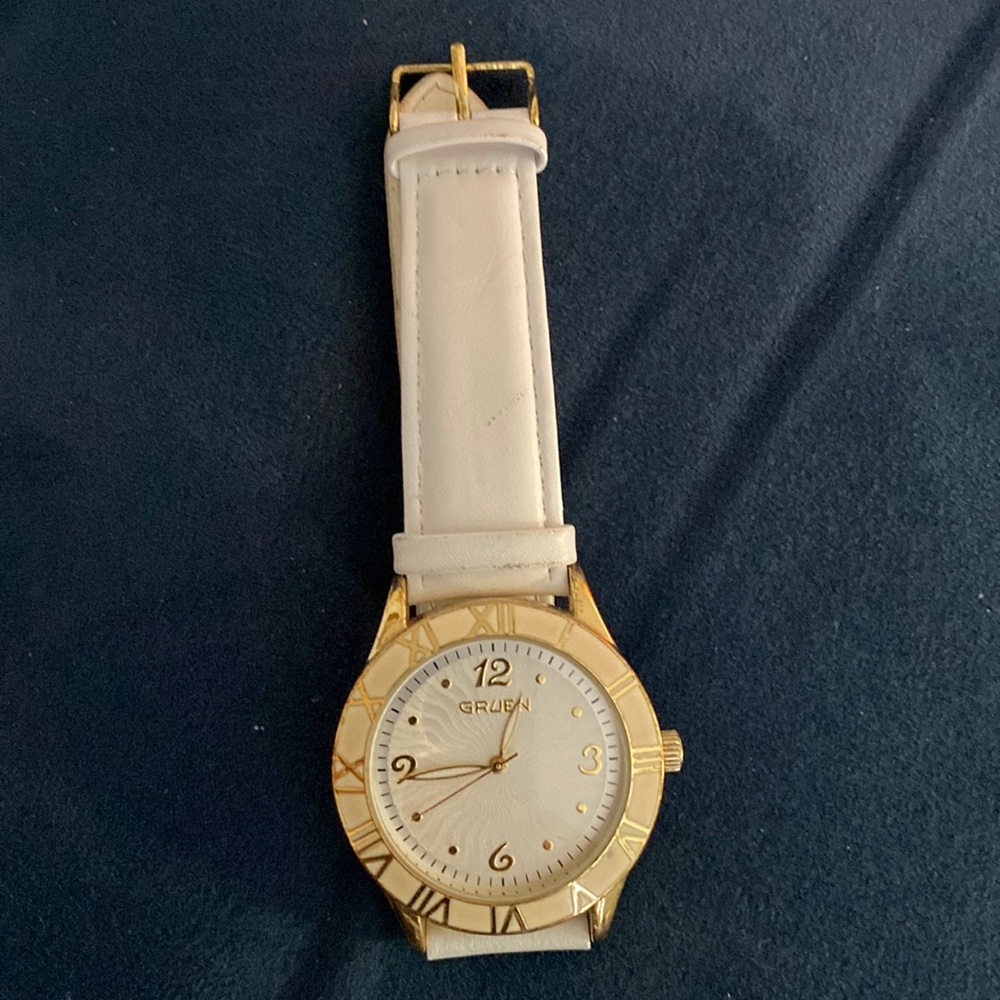 Fashion watch